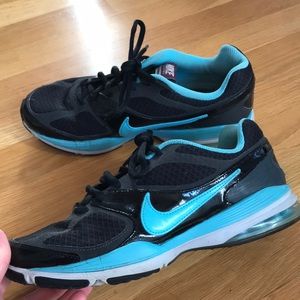 Women’s size 8 Nike sneakers